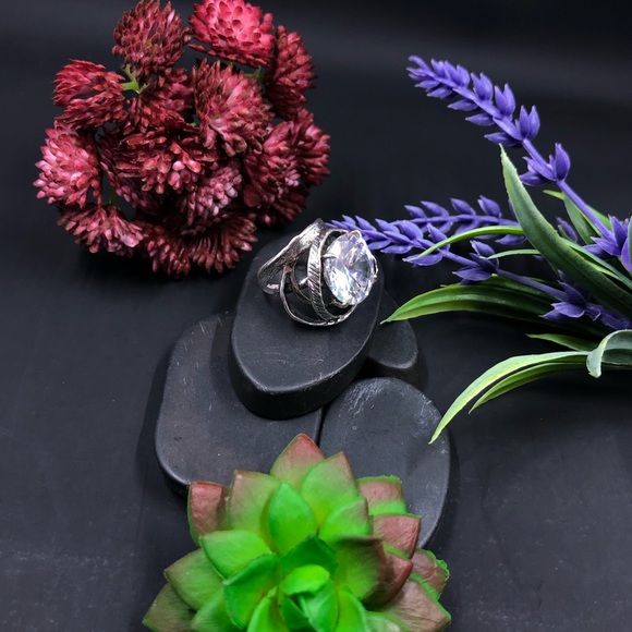 NWOT Sterling Silver AAA ex large CZ Ring - Picture 5 of 14